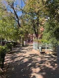 vanzare apartament 4 camere Titan, metrou M1 si M3